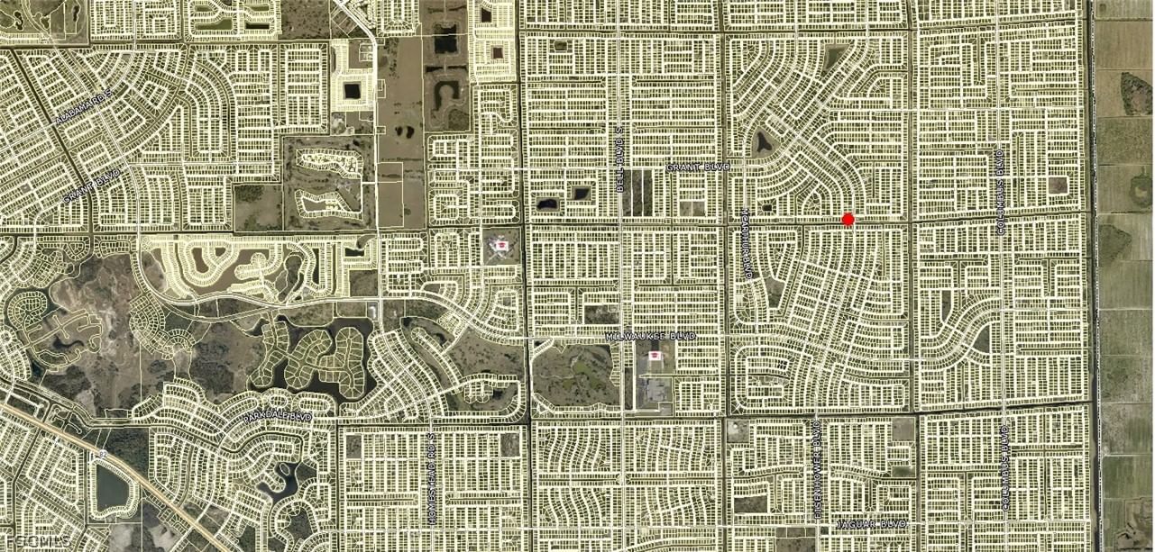 984 Lakeside Drive, Lehigh Acres, FL 33974 photo 3