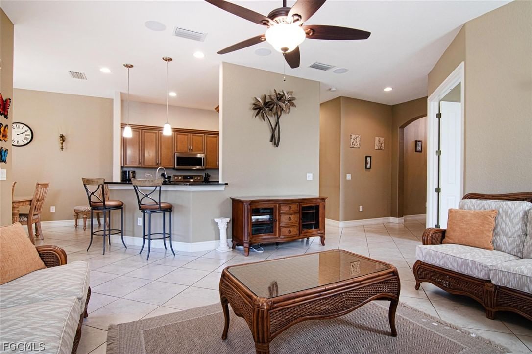 11094 Esteban Drive, Fort Myers, FL 33912 photo 4