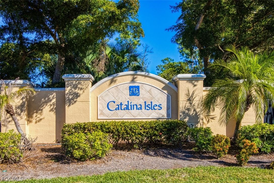 8306 Sumner Avenue, Fort Myers, FL 33908 photo 3