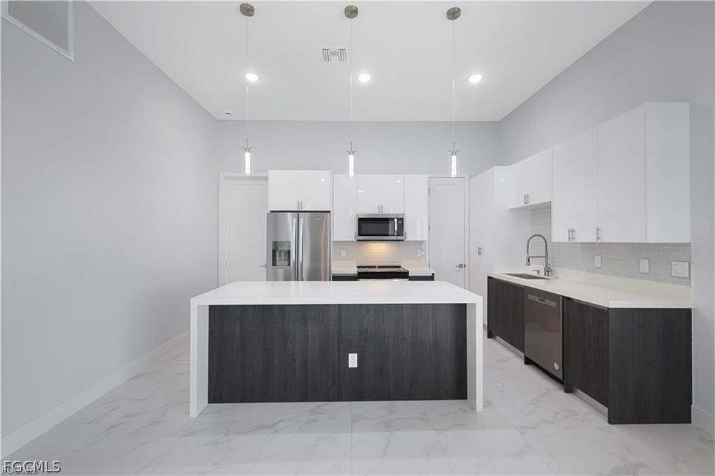 901 NW 19th Terrace, Cape Coral, FL 33993 photo 4