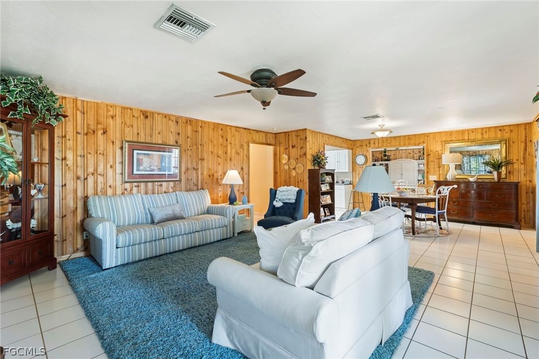 2724 3rd Street SW, Lehigh Acres, FL 33976 photo 4