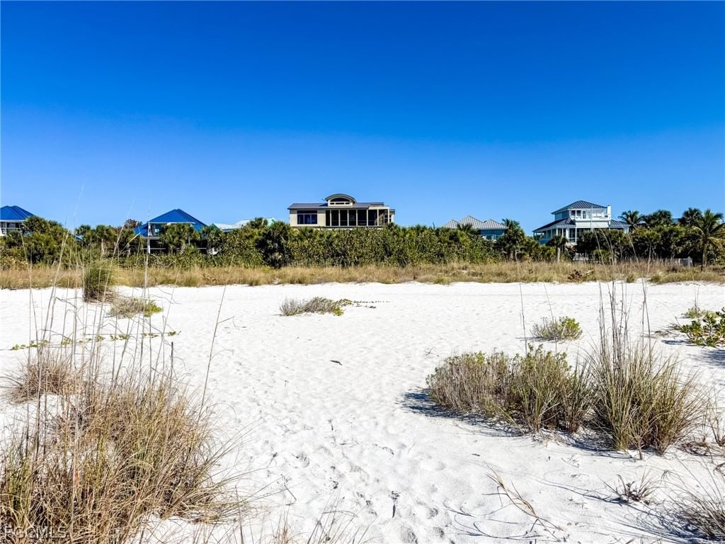 660 Gulf Lane, Upper Captiva, FL 33924 photo 4