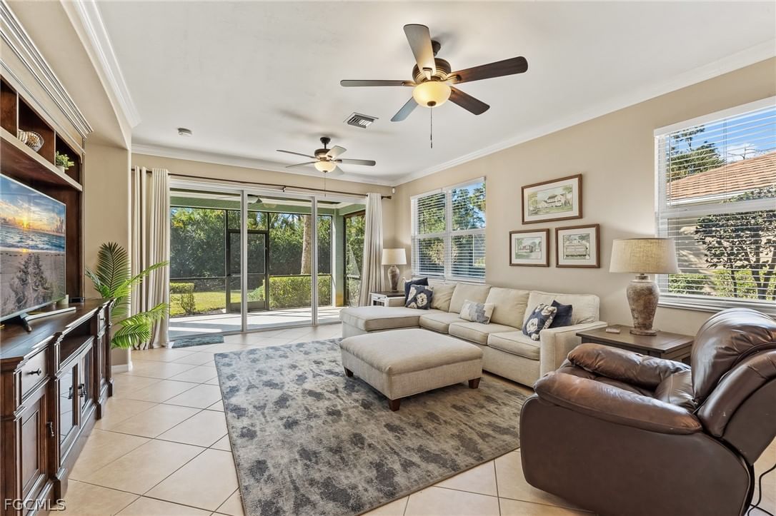 10614 Camarelle Circle N, Fort Myers, FL 33913 photo 3