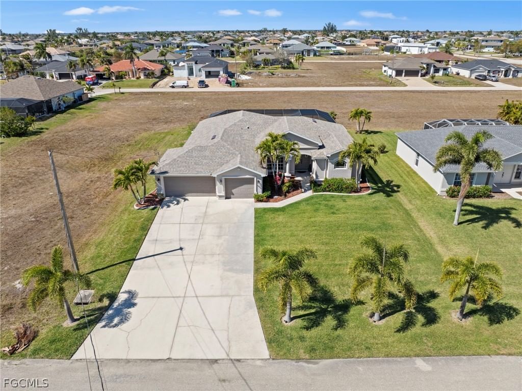 1036 NW 33rd Avenue, Cape Coral, FL 33993 photo 4