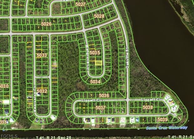 10559 Mangrove Circle, Port Charlotte, FL 33981 photo 2