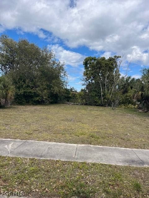 2915 Price Avenue, Fort Myers, FL 33916 photo 2