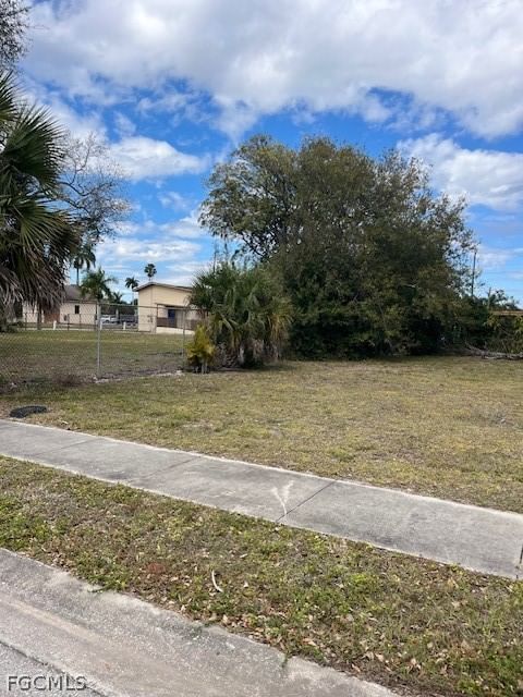 2915 Price Avenue, Fort Myers, FL 33916 photo 4