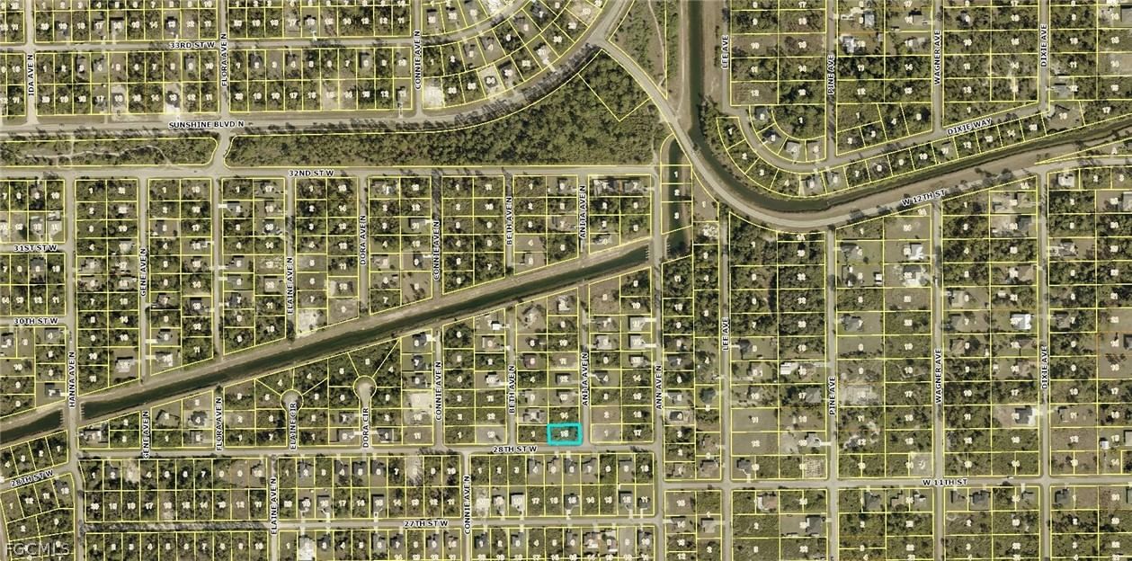 2801 Anita Avenue N, Lehigh Acres, FL 33971 photo 3