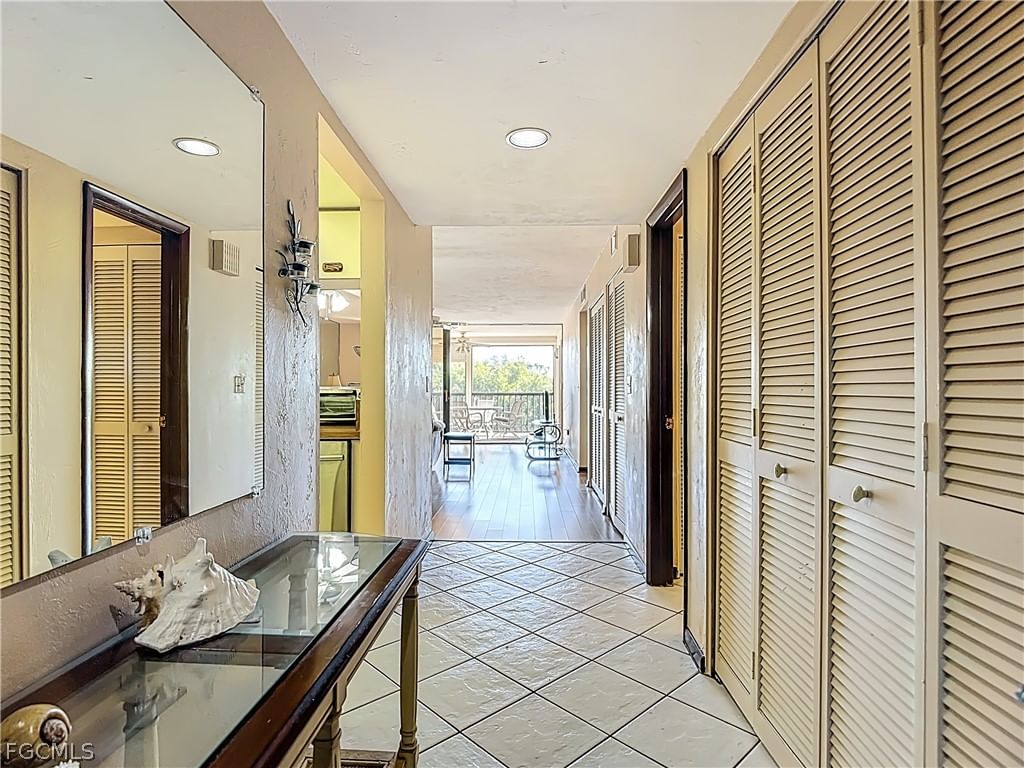 2067 W Lakeview Boulevard #9, North Fort Myers, FL 33903 photo 2