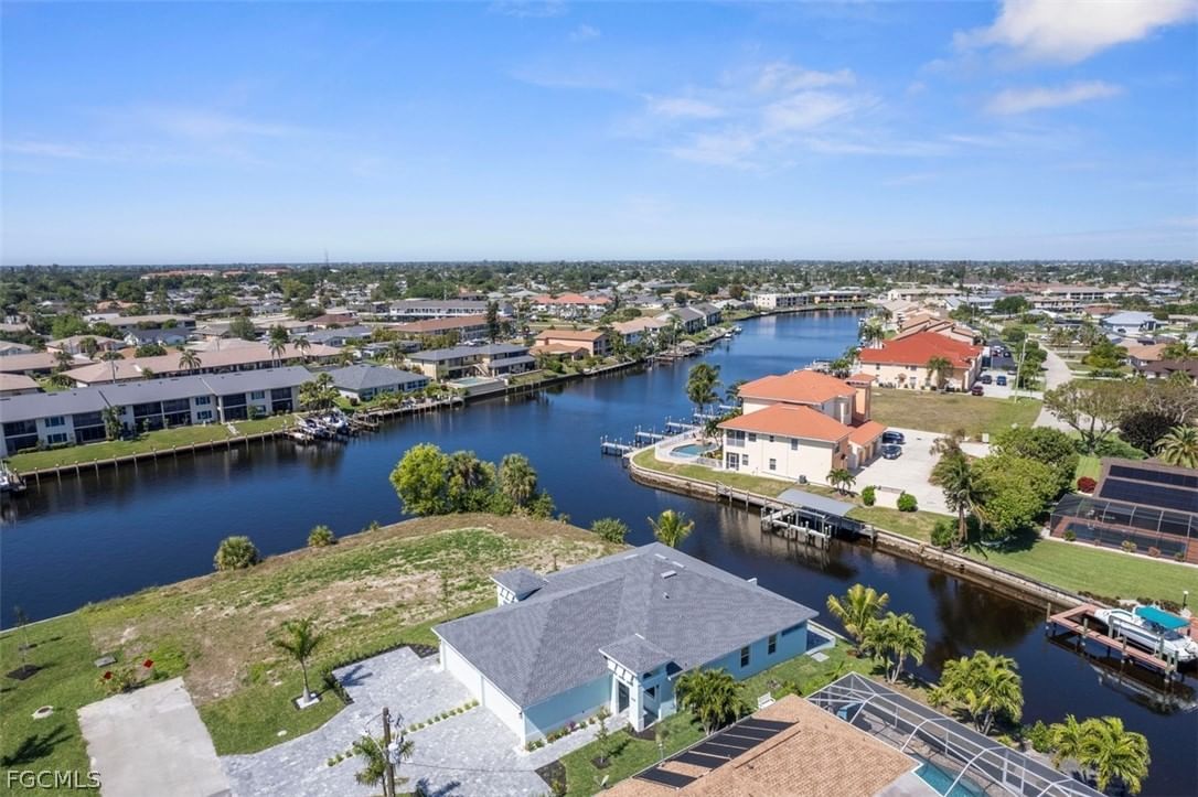 1107 SE 38th Street, Cape Coral, FL 33904 photo 4