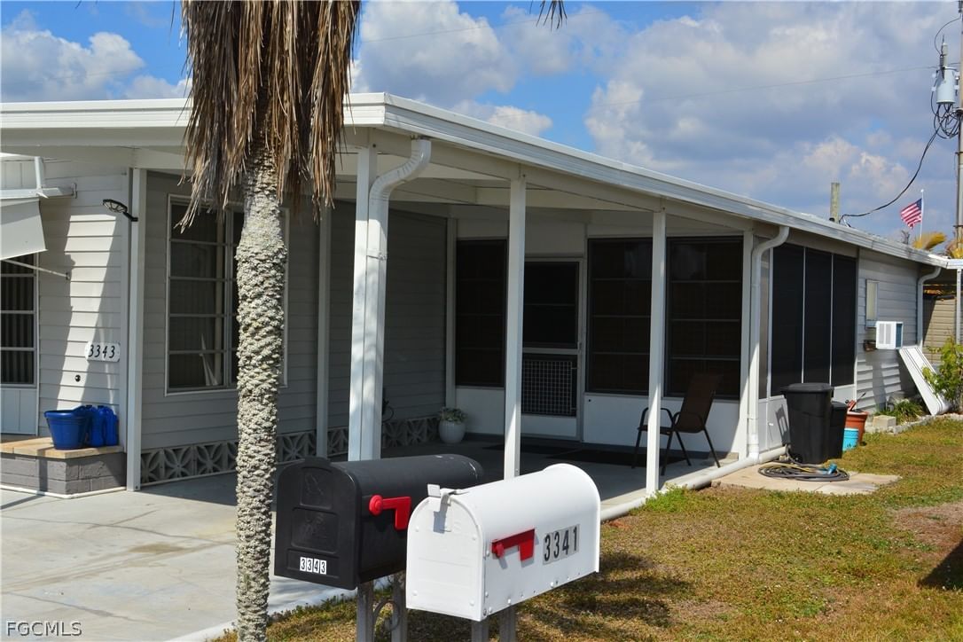 3343 Rainbow Lane, North Fort Myers, FL 33903 photo 2