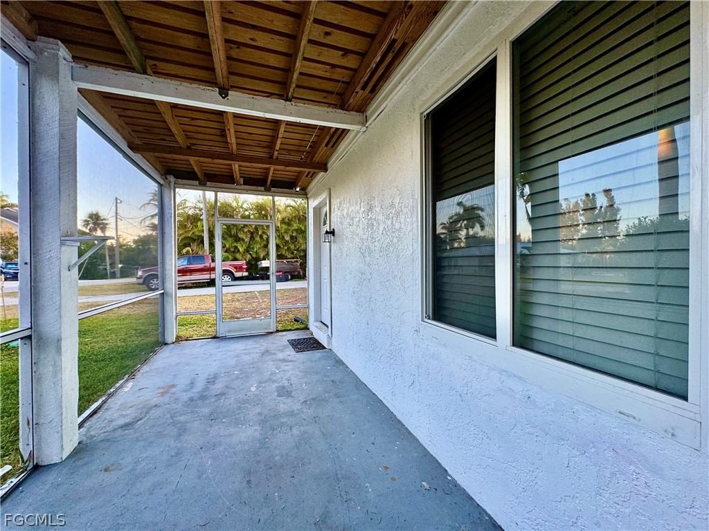 7123 Shannon Boulevard, Fort Myers, FL 33908 photo 4