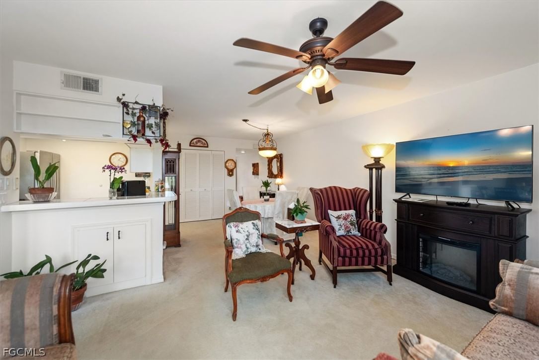 5825 Trailwinds Drive #414, Fort Myers, FL 33907 photo 4