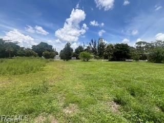 435 Monterey Street, North Fort Myers, FL 33903 photo 4