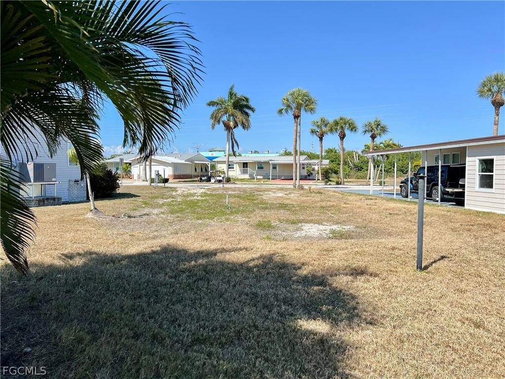 11391 Bayside Boulevard, Fort Myers Beach, FL 33931 photo 2