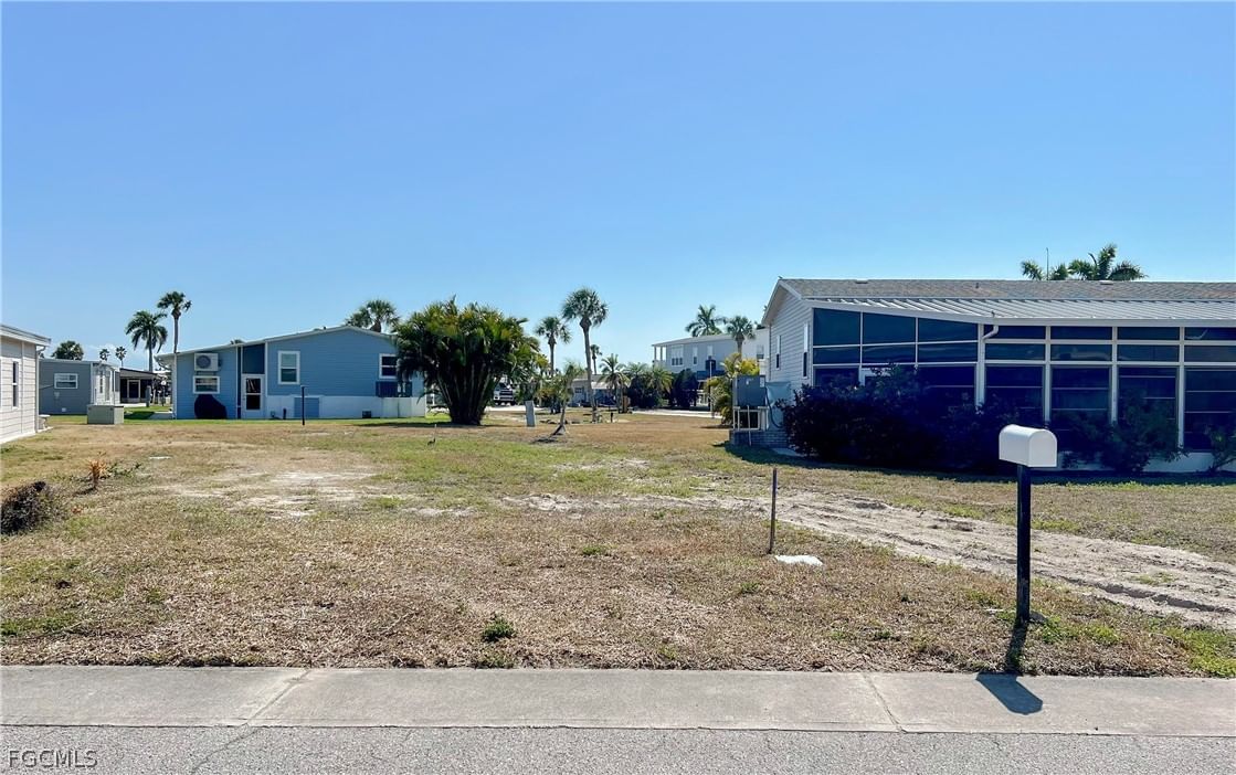 11391 Bayside Boulevard, Fort Myers Beach, FL 33931 photo 5