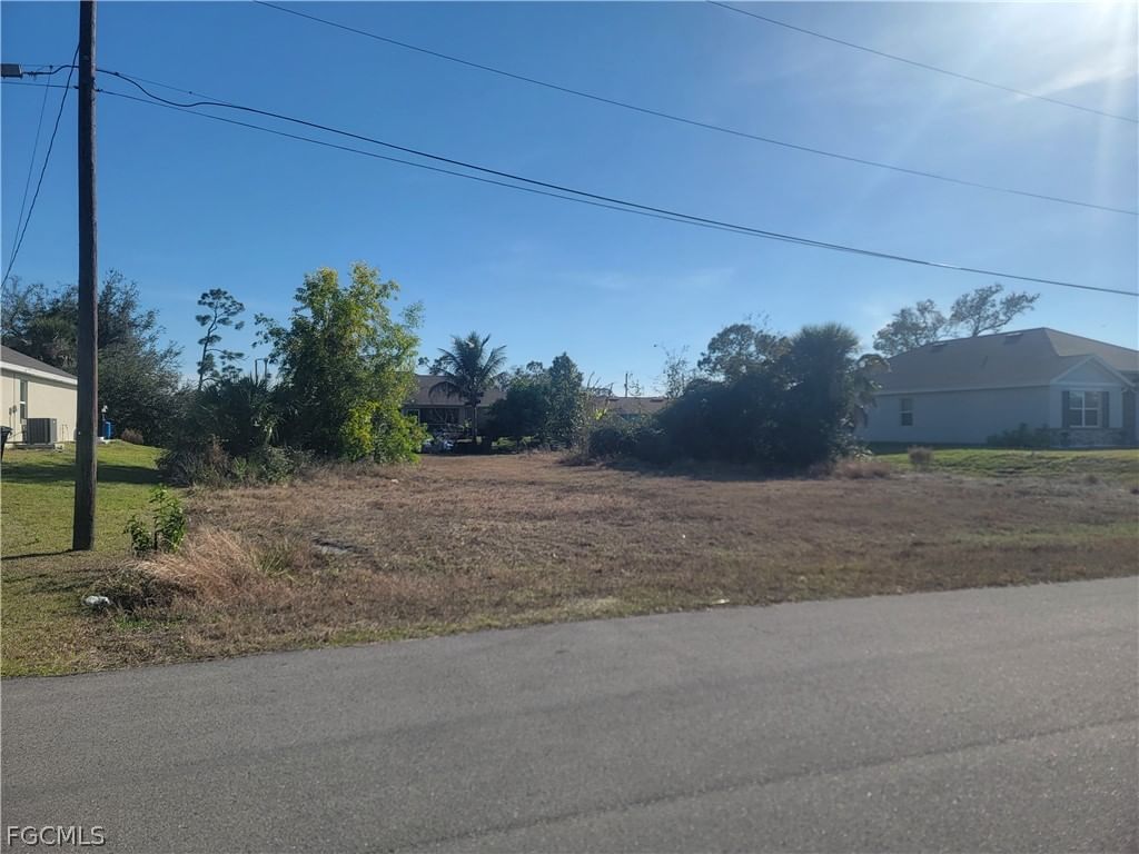 2904 NW 19th Terrace, Cape Coral, FL 33993 photo 2