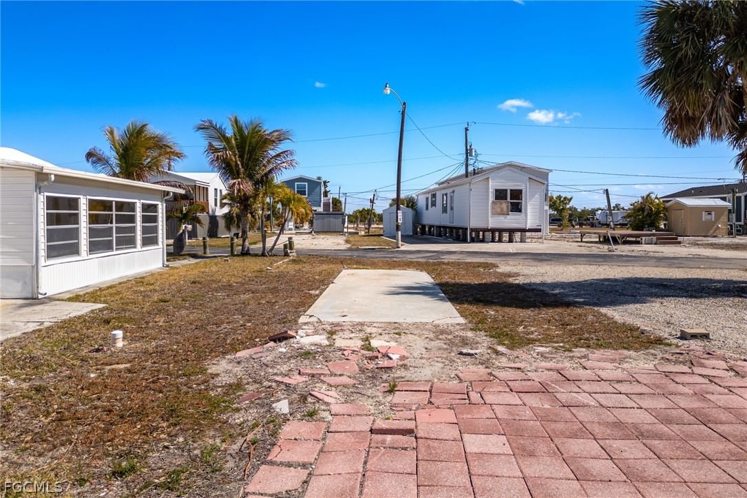 4 Helen Lane, Fort Myers Beach, FL 33931 photo 4
