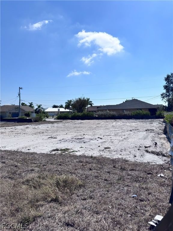 1402 Cape Coral Parkway W, Cape Coral, FL 33914 photo 2