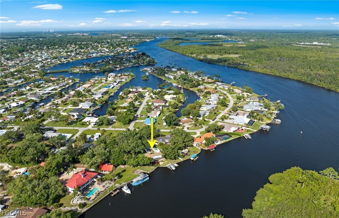 13782 River Forest Drive, Fort Myers, FL 33905 photo 2