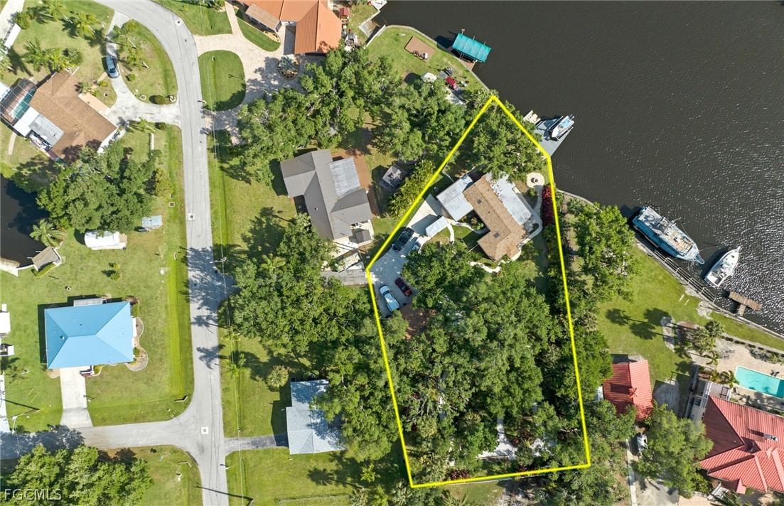 13782 River Forest Drive, Fort Myers, FL 33905 photo 4