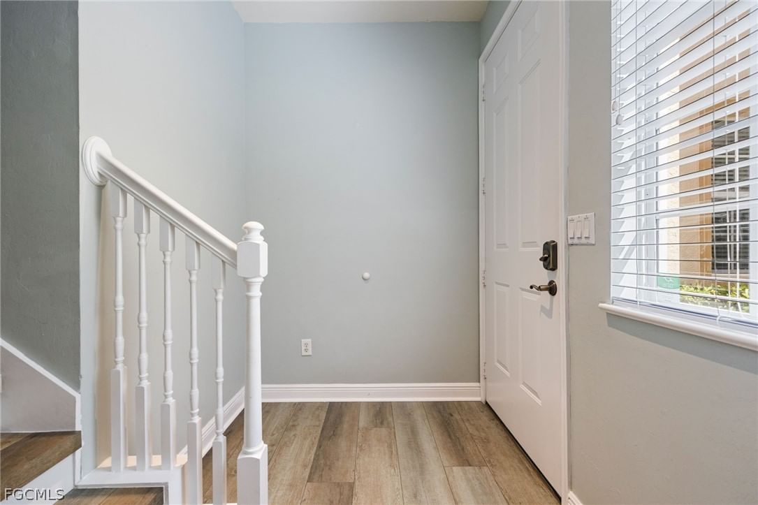 5550 Berkshire Drive #202, Fort Myers, FL 33912 photo 4