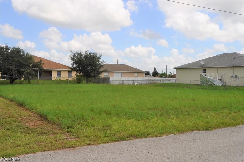 3904 9th Street W, Lehigh Acres, FL 33971 photo 4