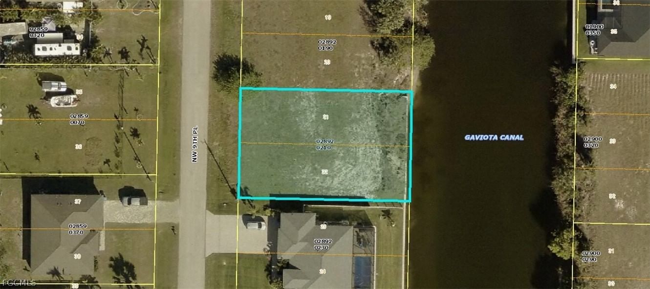 931 NW 9th Place, Cape Coral, FL 33993 photo 2