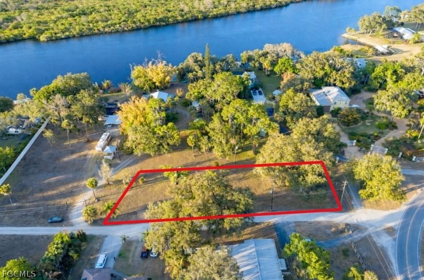 2014 Fort Denaud Road, Labelle, FL 33935 photo 2