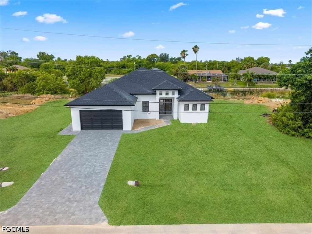 502 NE 5th Place, Cape Coral, FL 33909 photo 4