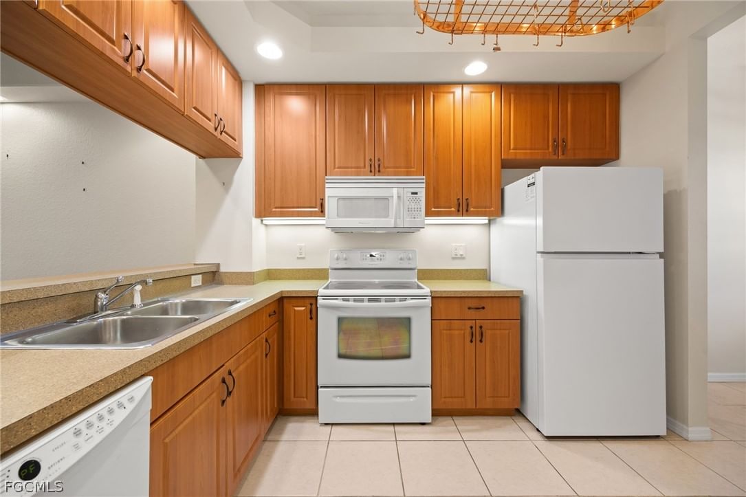 1105 Van Loon Commons Circle #304, Cape Coral, FL 33909 photo 5