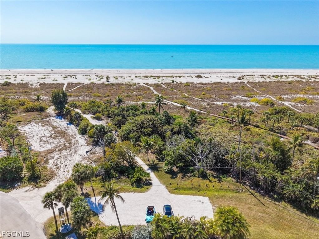 1360 Jamaica Drive, Sanibel, FL 33957 photo 5