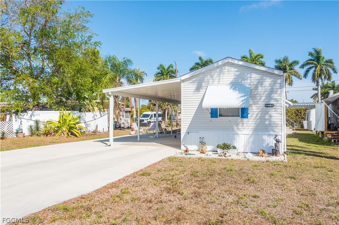 12130 Palm Drive, Fort Myers, FL 33908 photo 3