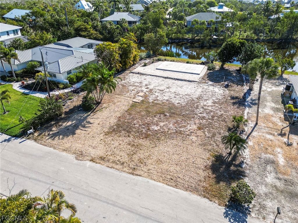1016 Fish Crow Road, Sanibel, FL 33957 photo 4