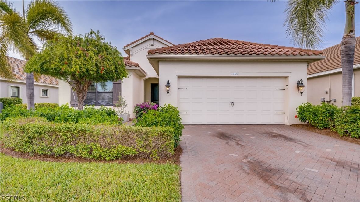 4607 Mystic Blue Way, Fort Myers, FL 33966 photo 2