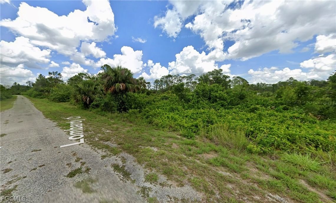 620 Lombardy Court, Lehigh Acres, FL 33972 photo 3