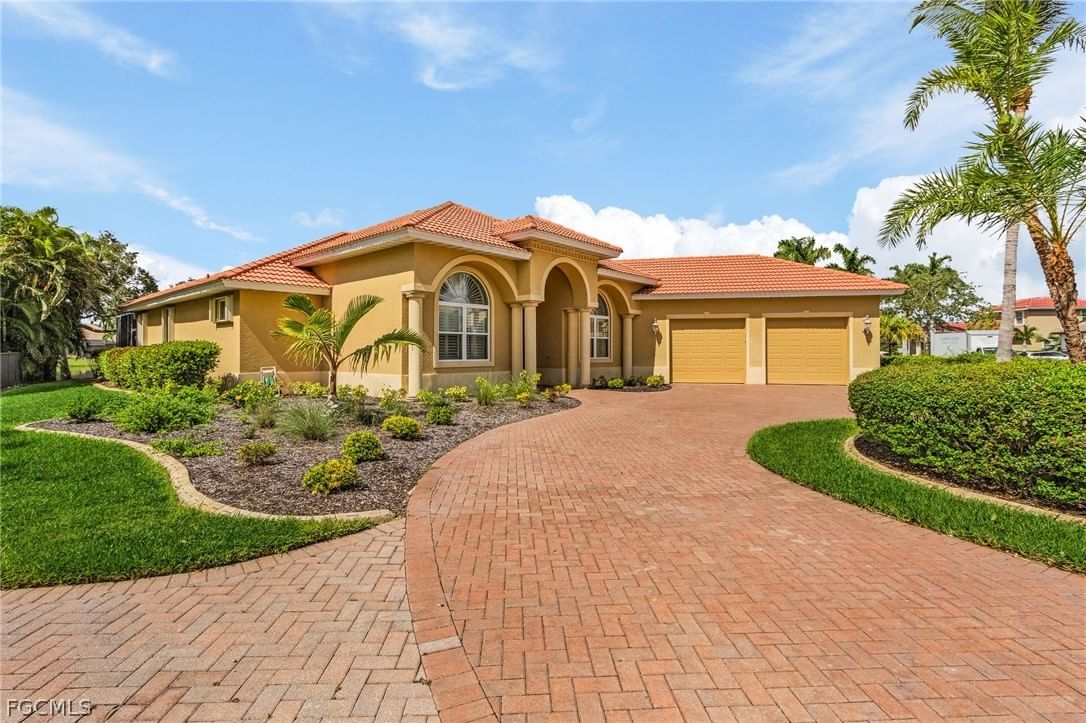 16056 Waterleaf Lane, Fort Myers, FL 33908 photo 3