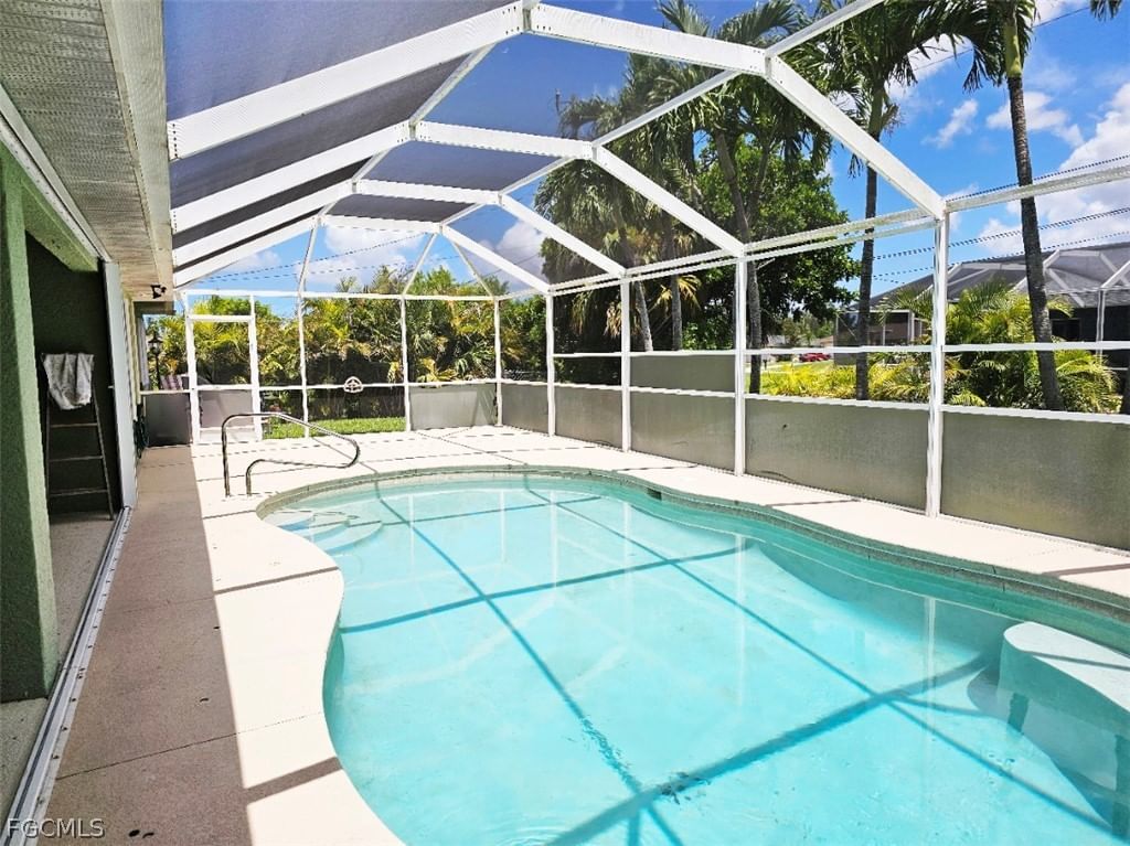 1811 Savona Parkway W, Cape Coral, FL 33914 photo 3