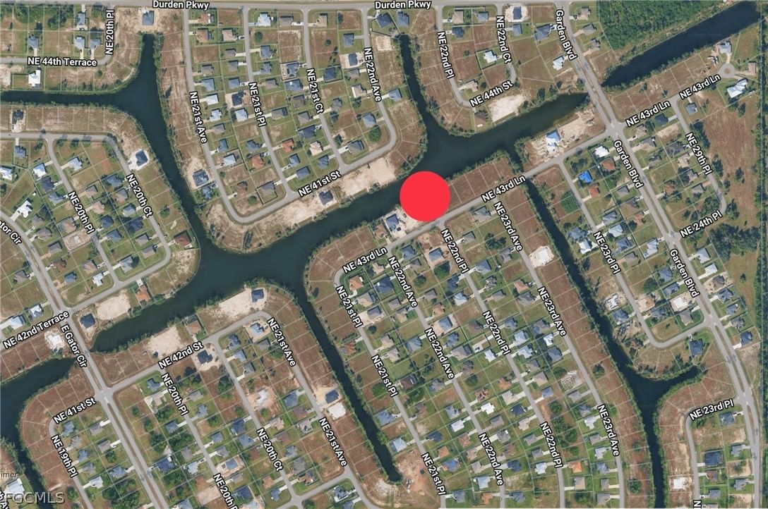 2211 NE 43rd Lane, Cape Coral, FL 33909 photo 2