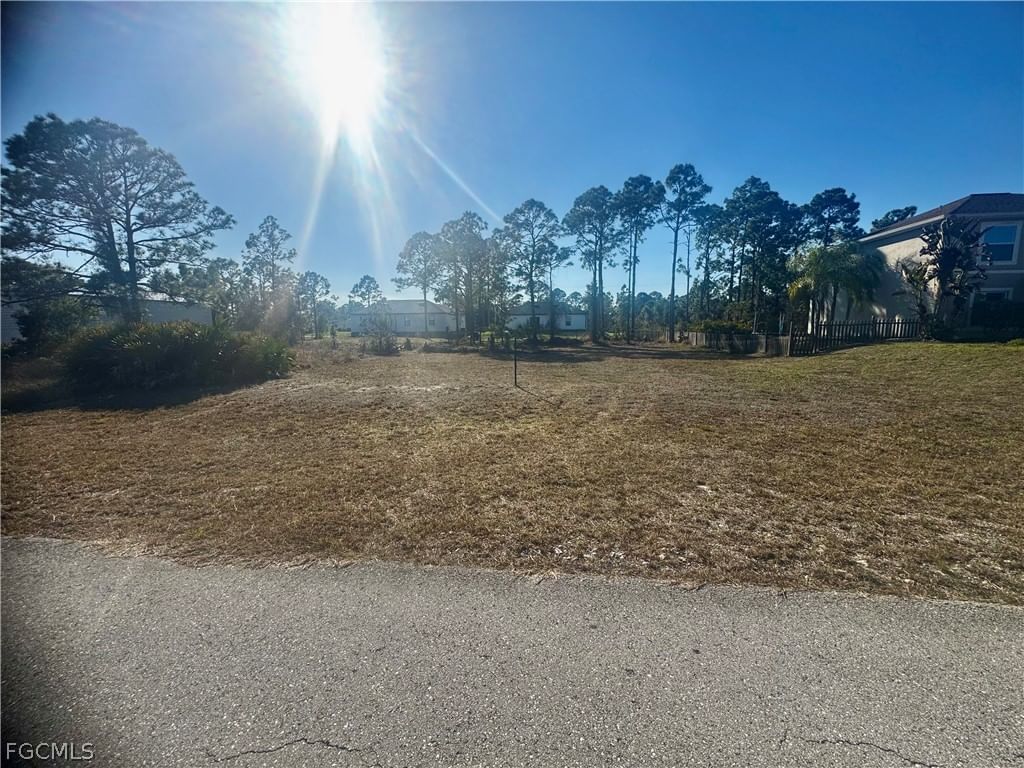 724 Randall Avenue E, Lehigh Acres, FL 33974 photo 2
