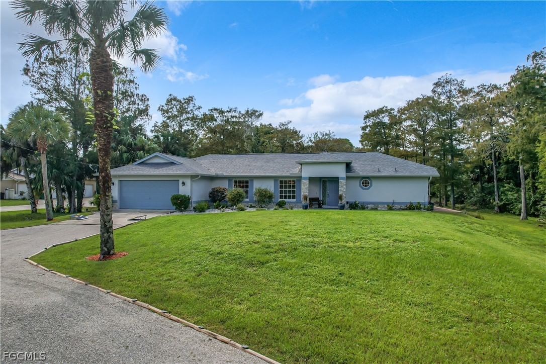 2511 6th Street NW, Naples, FL 34120 photo 2