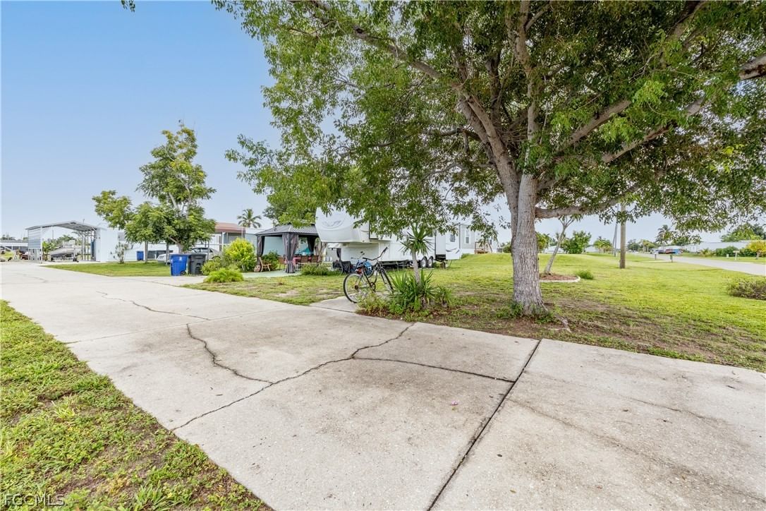 5008 Sandpiper Drive, St James City, FL 33956 photo 2