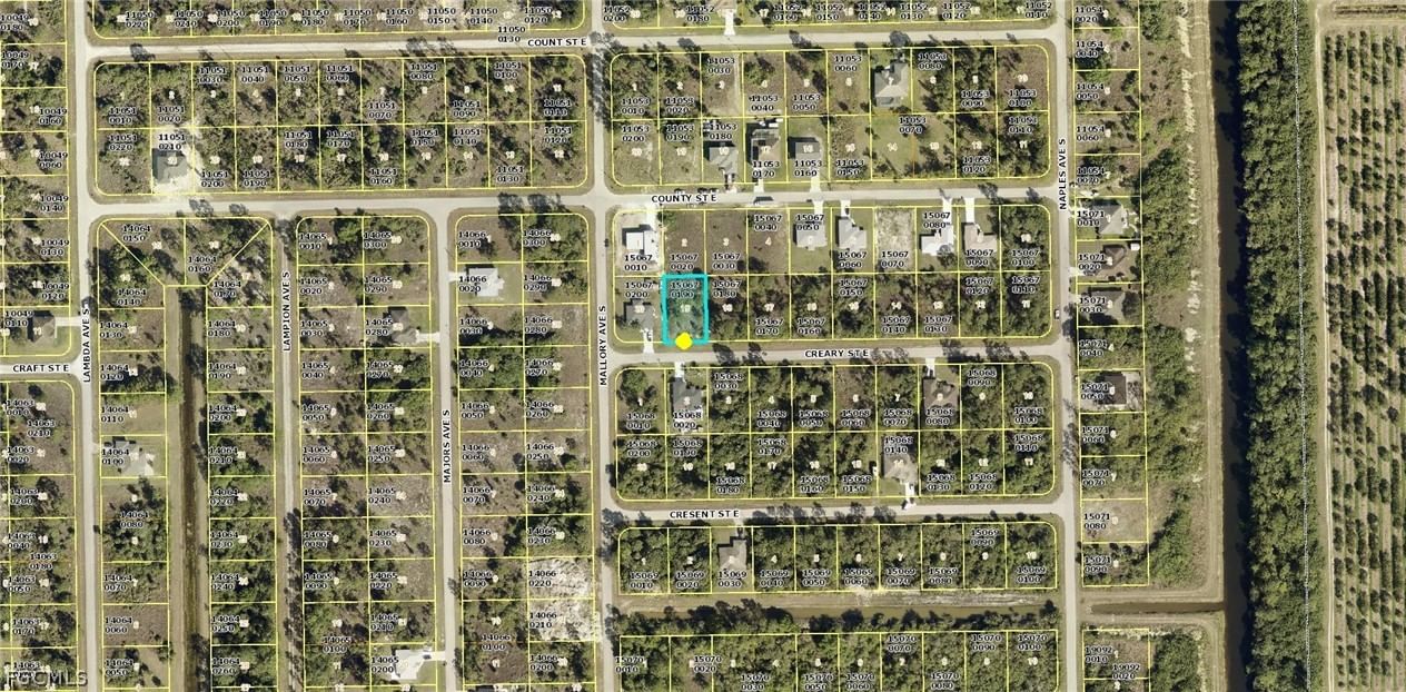 1237 Creary Street E, Lehigh Acres, FL 33974 photo 2