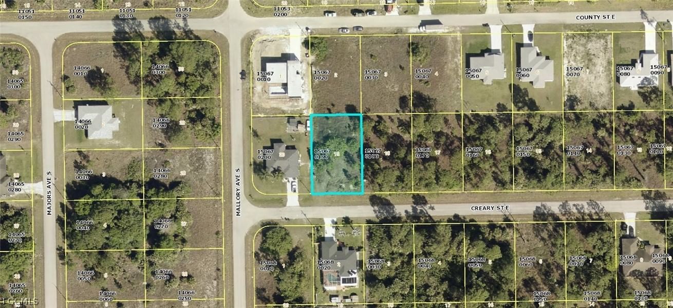 1237 Creary Street E, Lehigh Acres, FL 33974 photo 3