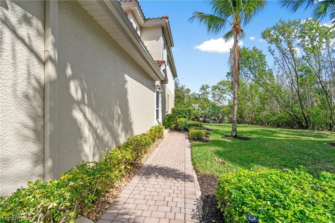 14941 Reflection Key Circle #622, Fort Myers, FL 33907 photo 4