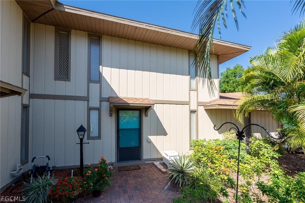 4280 Island Circle #C, Fort Myers, FL 33919 photo 2