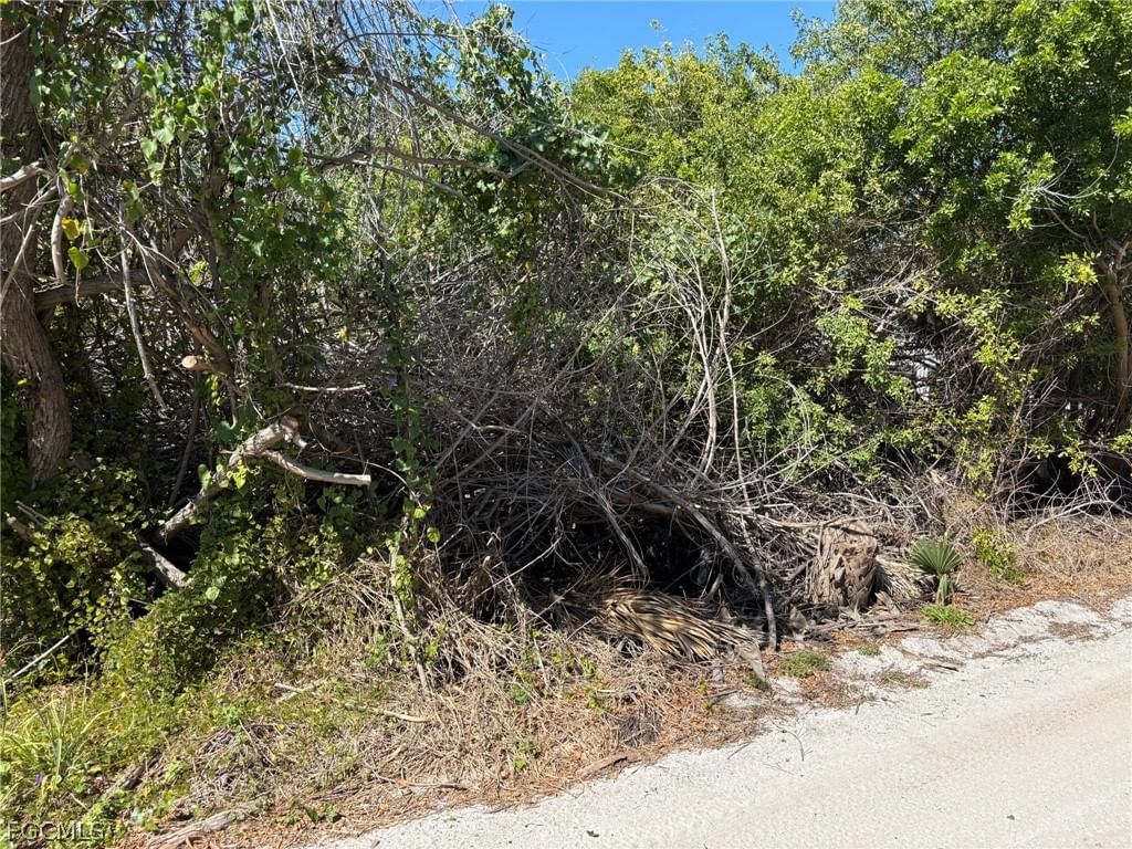 516 Longboat Circle, Captiva, FL 33924 photo 4