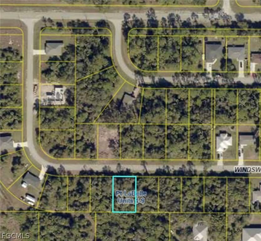 8021 Windswept Circle, Labelle, FL 33935 photo 2