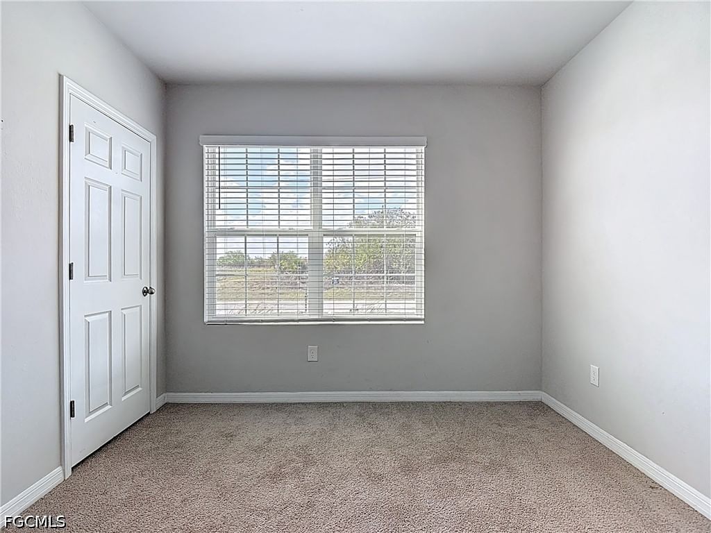 524 Glendale Avenue, Labelle, FL 33935 photo 3
