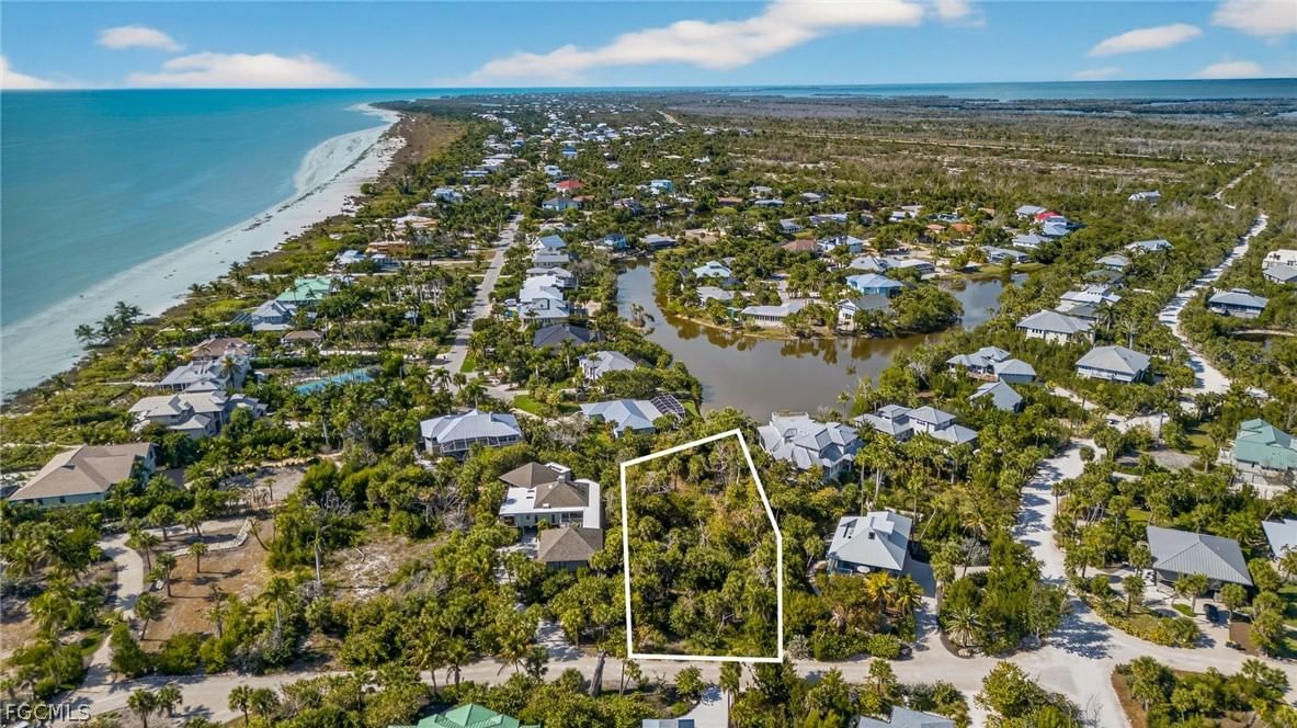 933 Strangler Fig Lane, Sanibel, FL 33957 photo 4